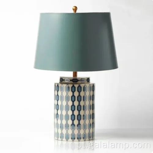 Lâmpada de mesa de cerâmica chinesa com iluminação LED elegante